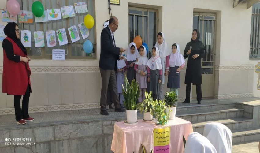 نواختن زنگ طبيعت در مدرسه مازوپشته چالوس 