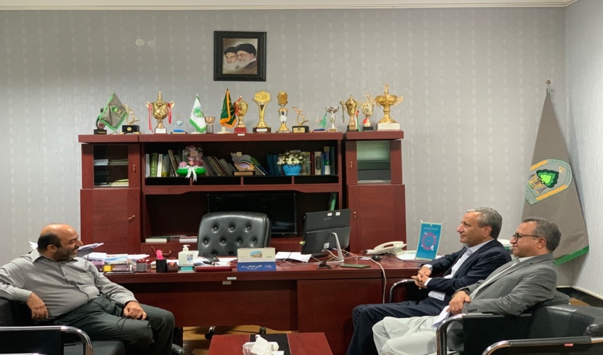 برخورد با آفرود سواری در جنگل