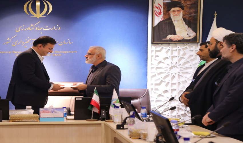 حمل محموله های چوبی قاچاق به کارخانه های نوشهر صحت ندارد